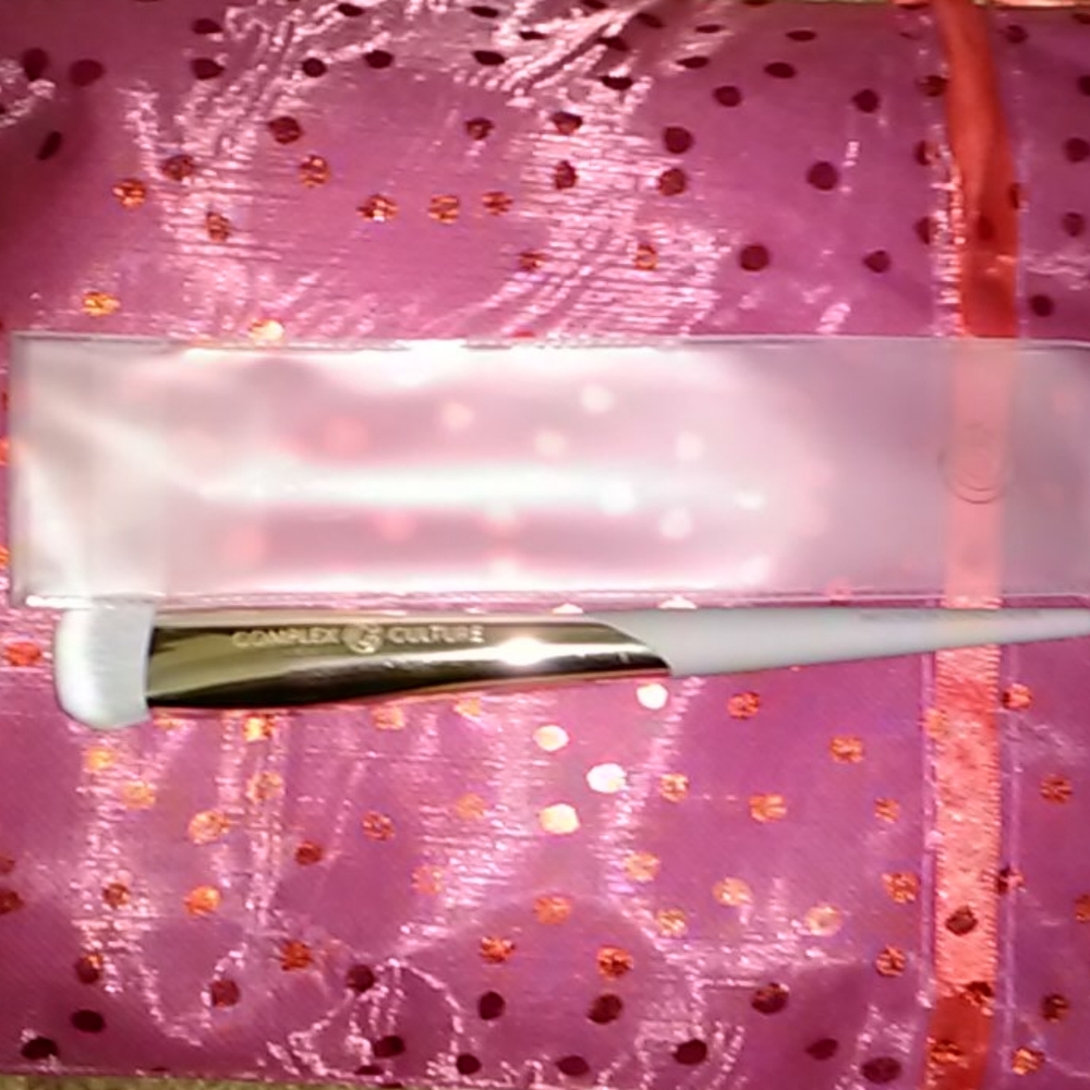 Complex Culture Makeup Brush